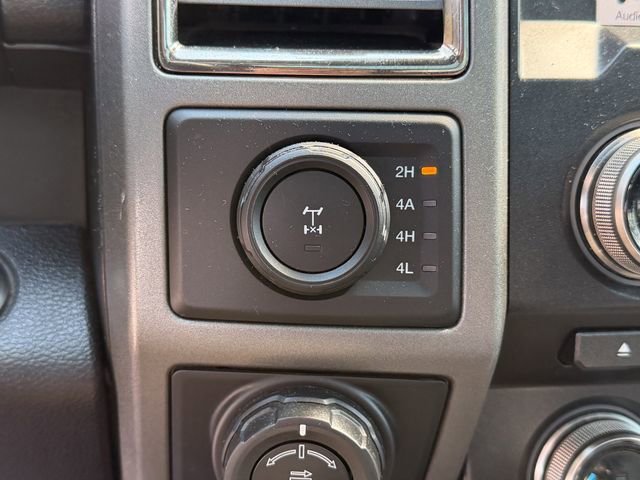 Used 2017 Ford F150 Raptor w/ Equipment Group 802A Luxury image 18