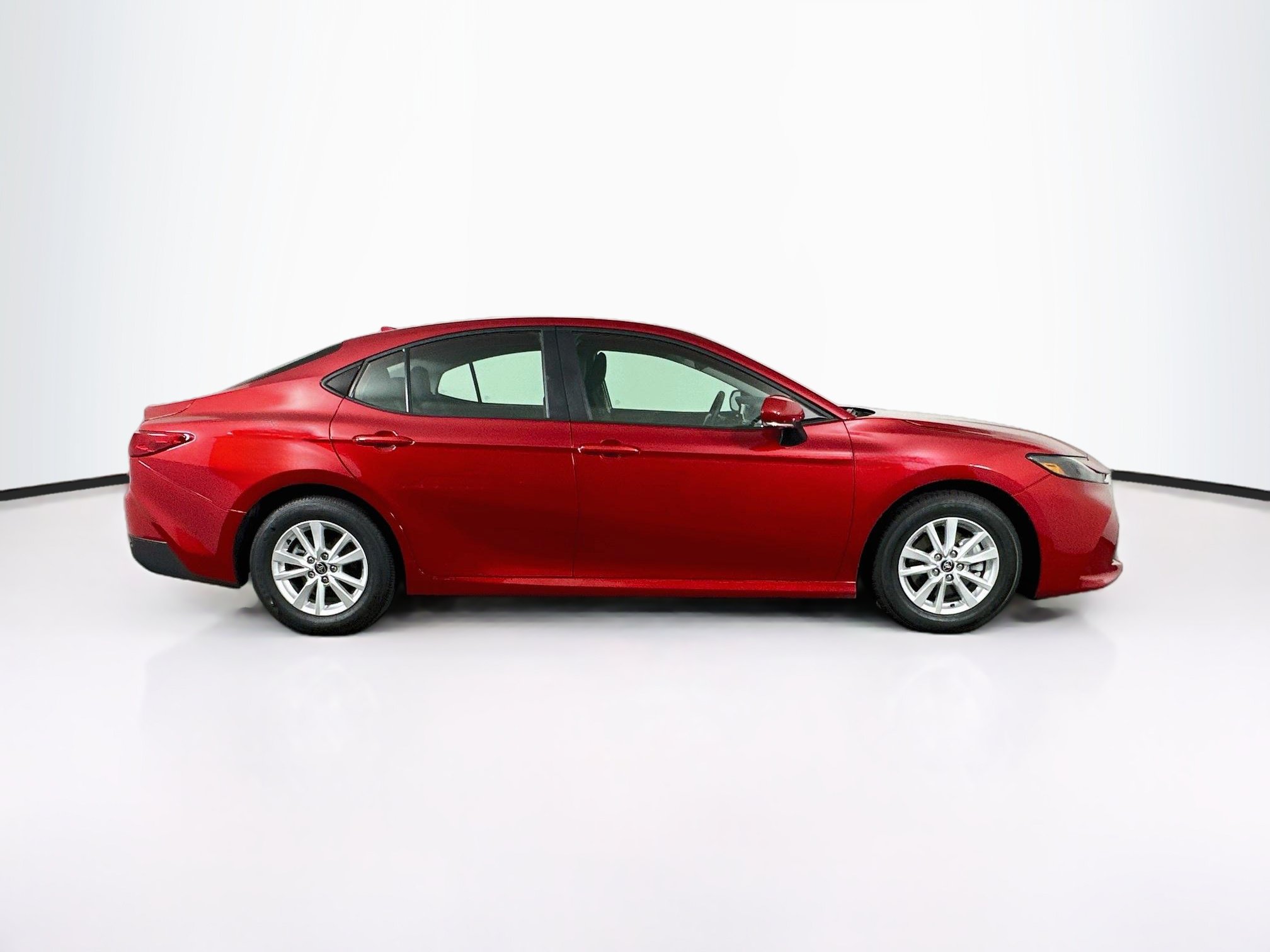 Used 2026 Toyota Camry LE FWD image 10