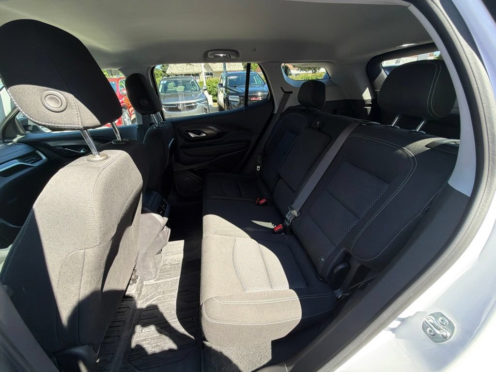 Certified 2024 GMC Terrain SLE w/ Driver Convenience Package FWD image 24