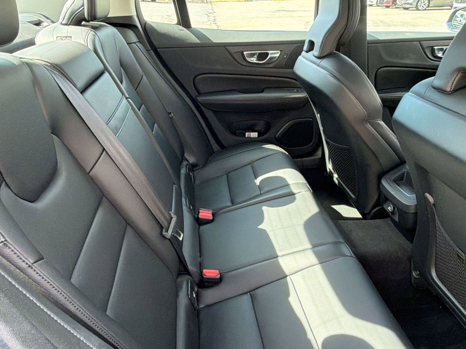 Used 2020 Volvo S60 T5 Momentum FWD image 29