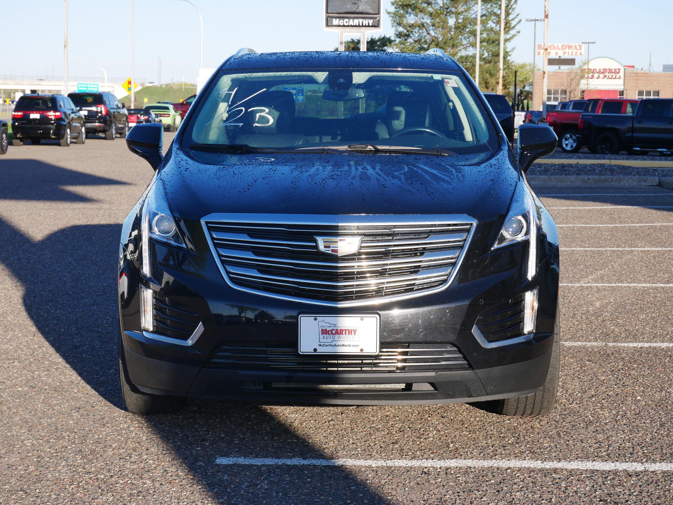 Used 2018 Cadillac XT5 Luxury w/ Driver Awareness Package AWD/4WD image 2