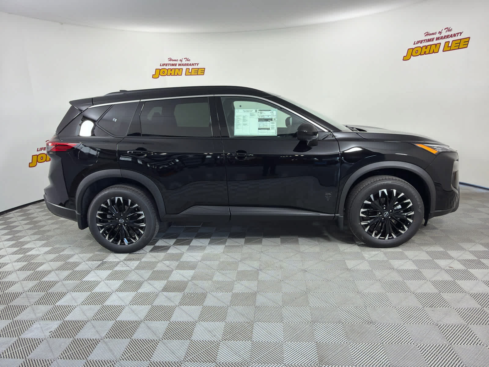 New 2026 Nissan Rogue Dark Armor FWD image 7