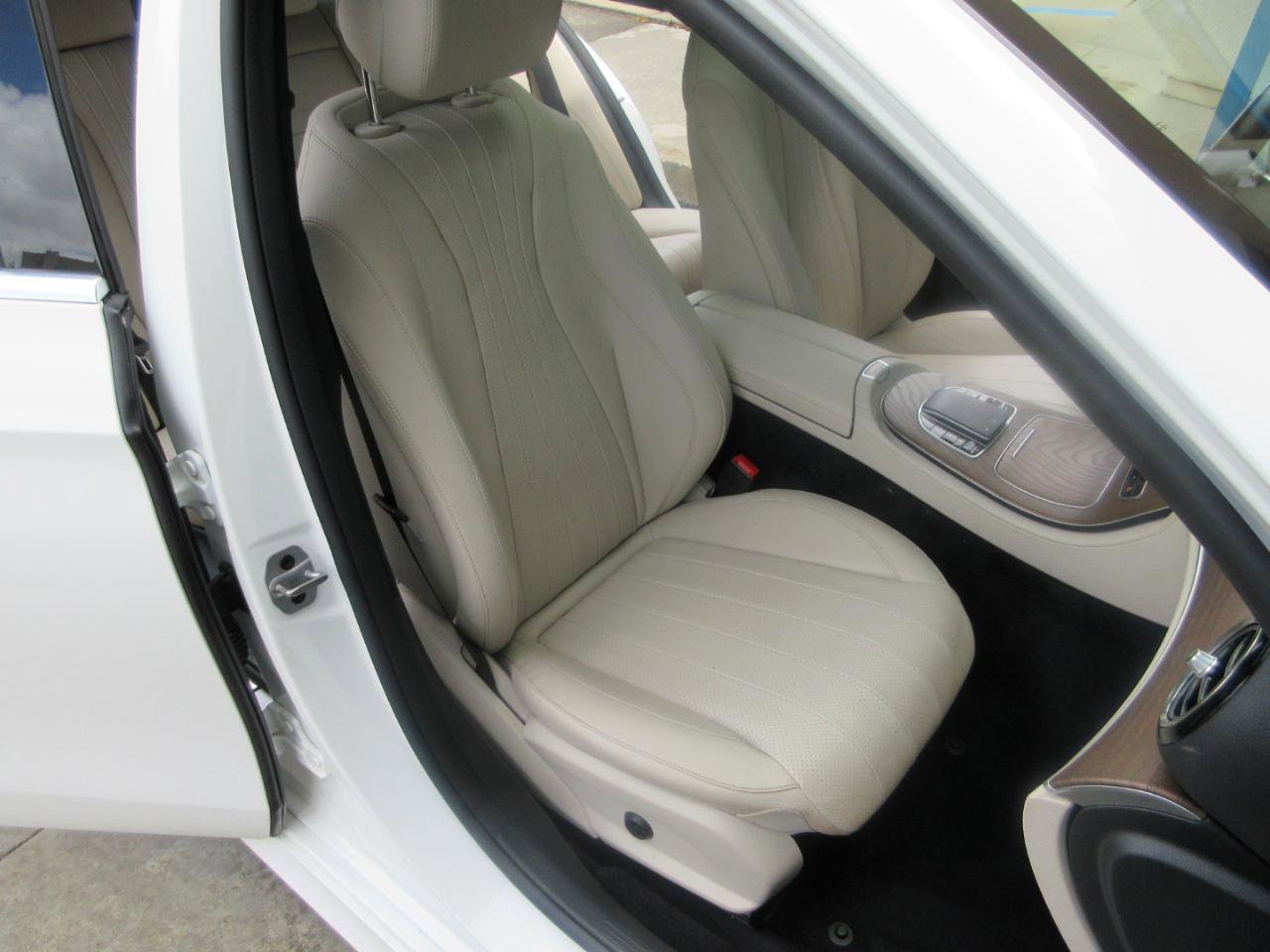 Used 2021 Mercedes-Benz E 350 Sedan image 22