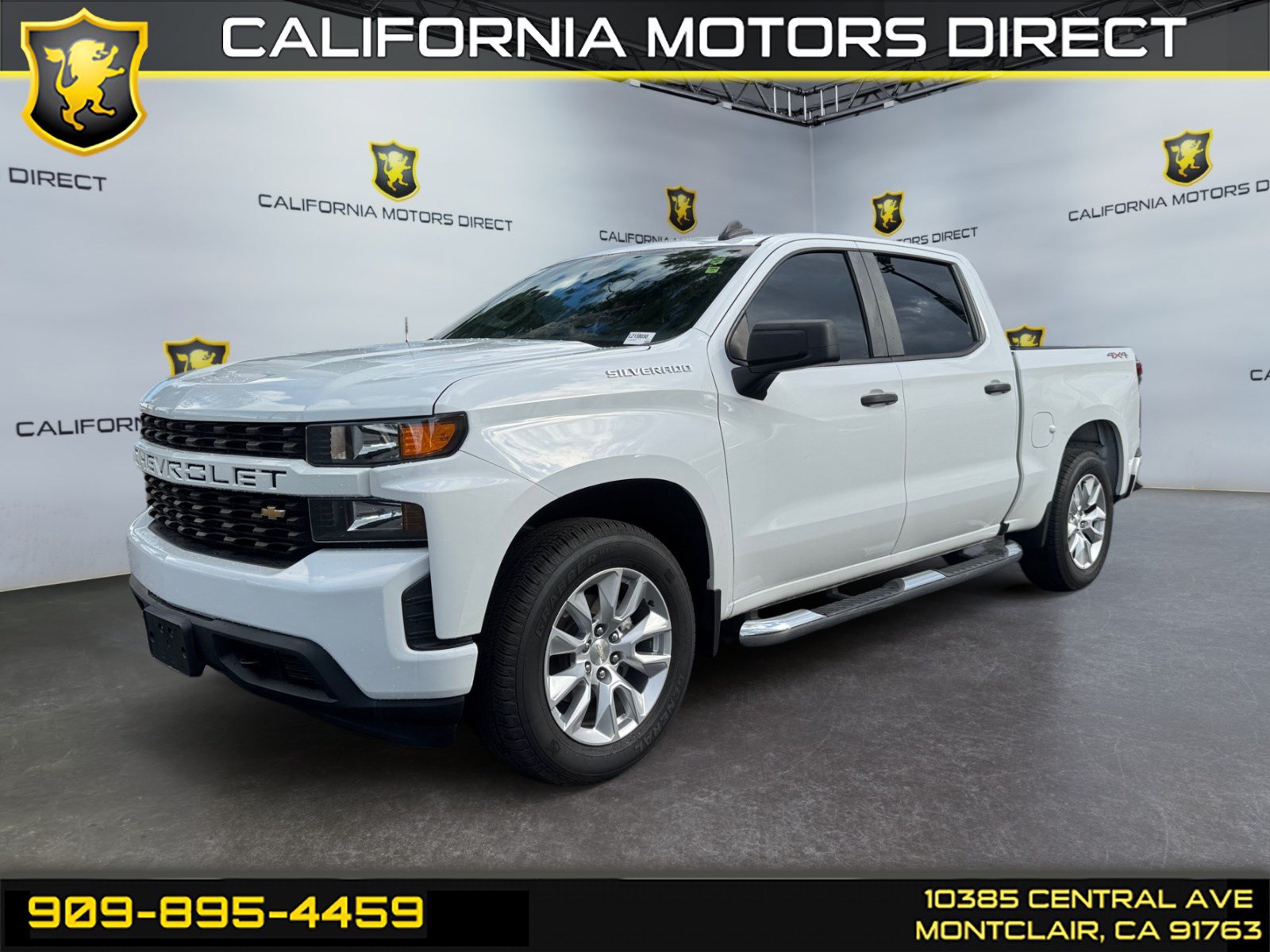 Used 2020 Chevrolet Silverado 1500 Custom w/ Custom Value Package AWD/4WD image 1