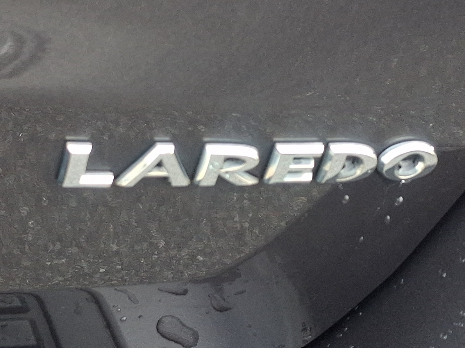 Used 2020 Jeep Grand Cherokee Laredo AWD/4WD image 30
