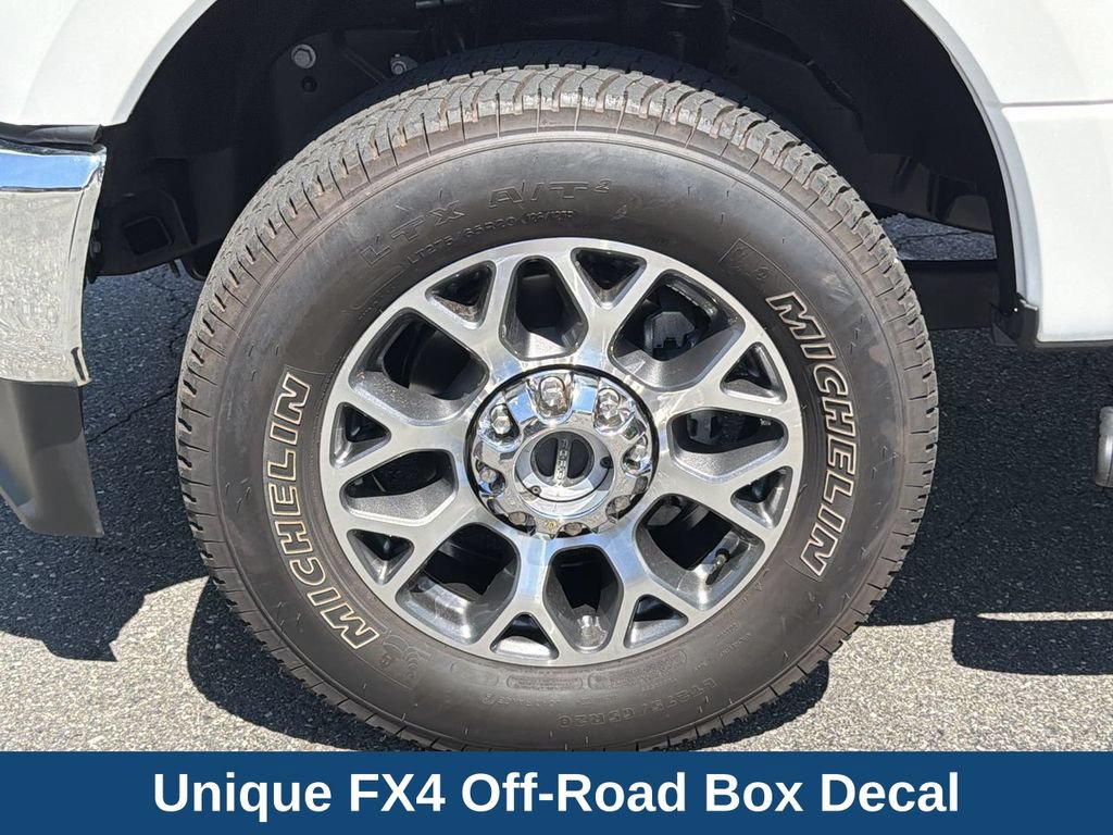 Used 2022 Ford F250 Lariat w/ Lariat Value Package AWD/4WD image 10