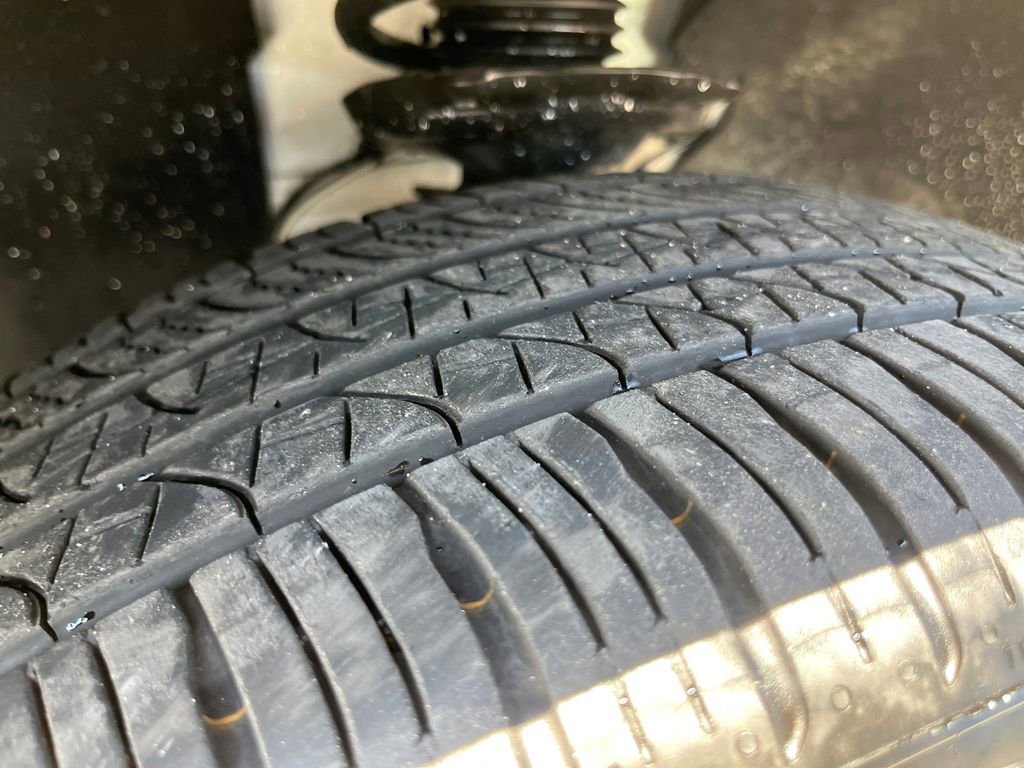 Certified 2023 Volkswagen ID.4 Pro S AWD/4WD image 30