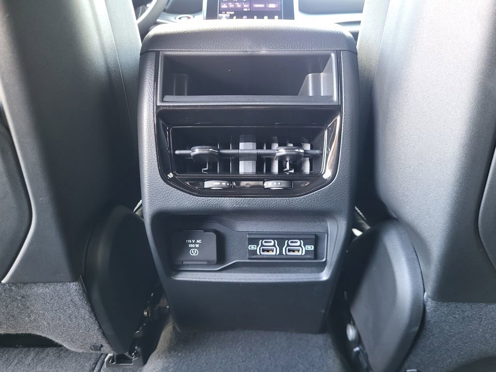New 2025 Jeep Grand Cherokee Laredo w/ Luxury Tech Group I AWD/4WD image 25