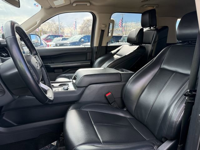 Used 2024 Ford Expedition Max XLT image 13