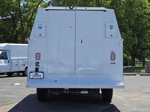 New 2026 Chevrolet Express 3500 w/ Power Convenience Package RWD image 11