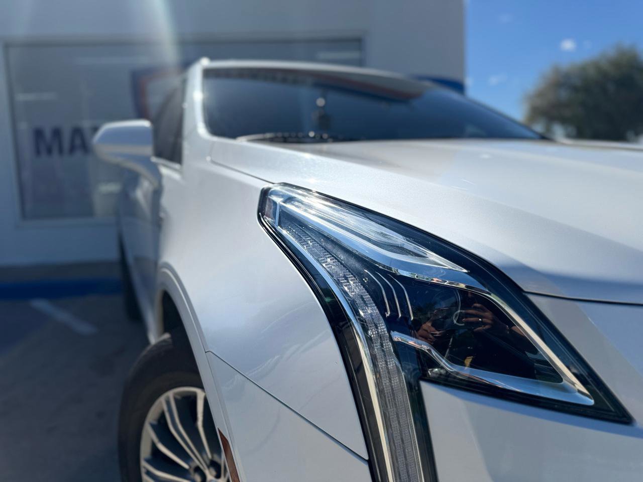 Used 2018 Cadillac XT5 Luxury w/ Driver Awareness Package image 19