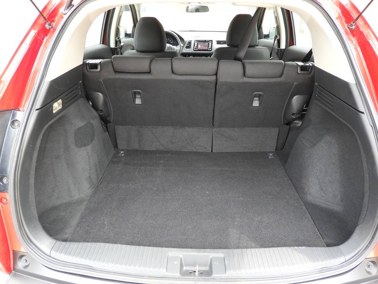 Used 2018 Honda HR-V LX image 23