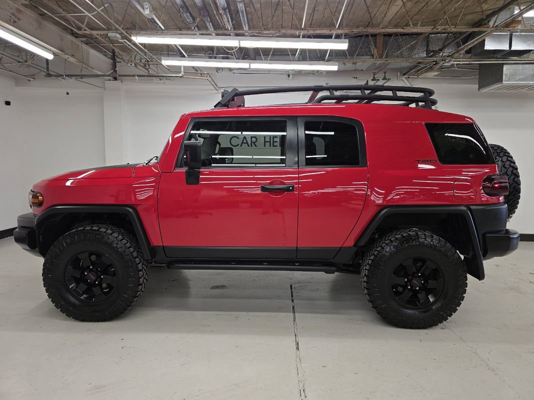 Used 2012 Toyota FJ Cruiser 4WD w/ Trail Teams Special Edition image 13