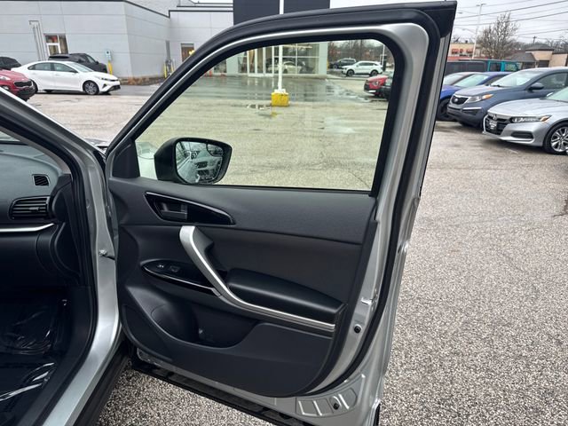Used 2024 Mitsubishi Eclipse Cross LE image 11