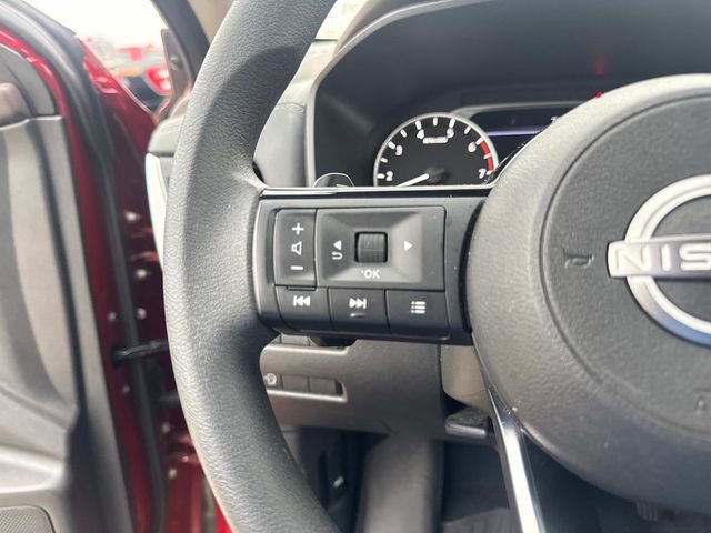 Used 2023 Nissan Rogue SV FWD image 30