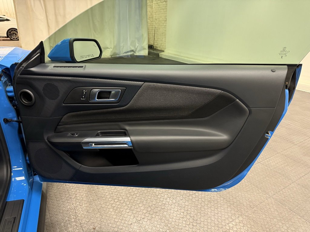 Used 2024 Ford Mustang Coupe image 16