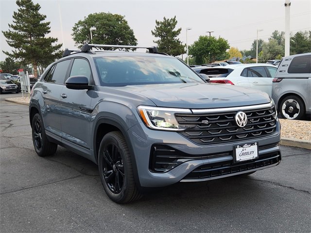 New 2026 Volkswagen Atlas Cross Sport SEL R-Line image 1