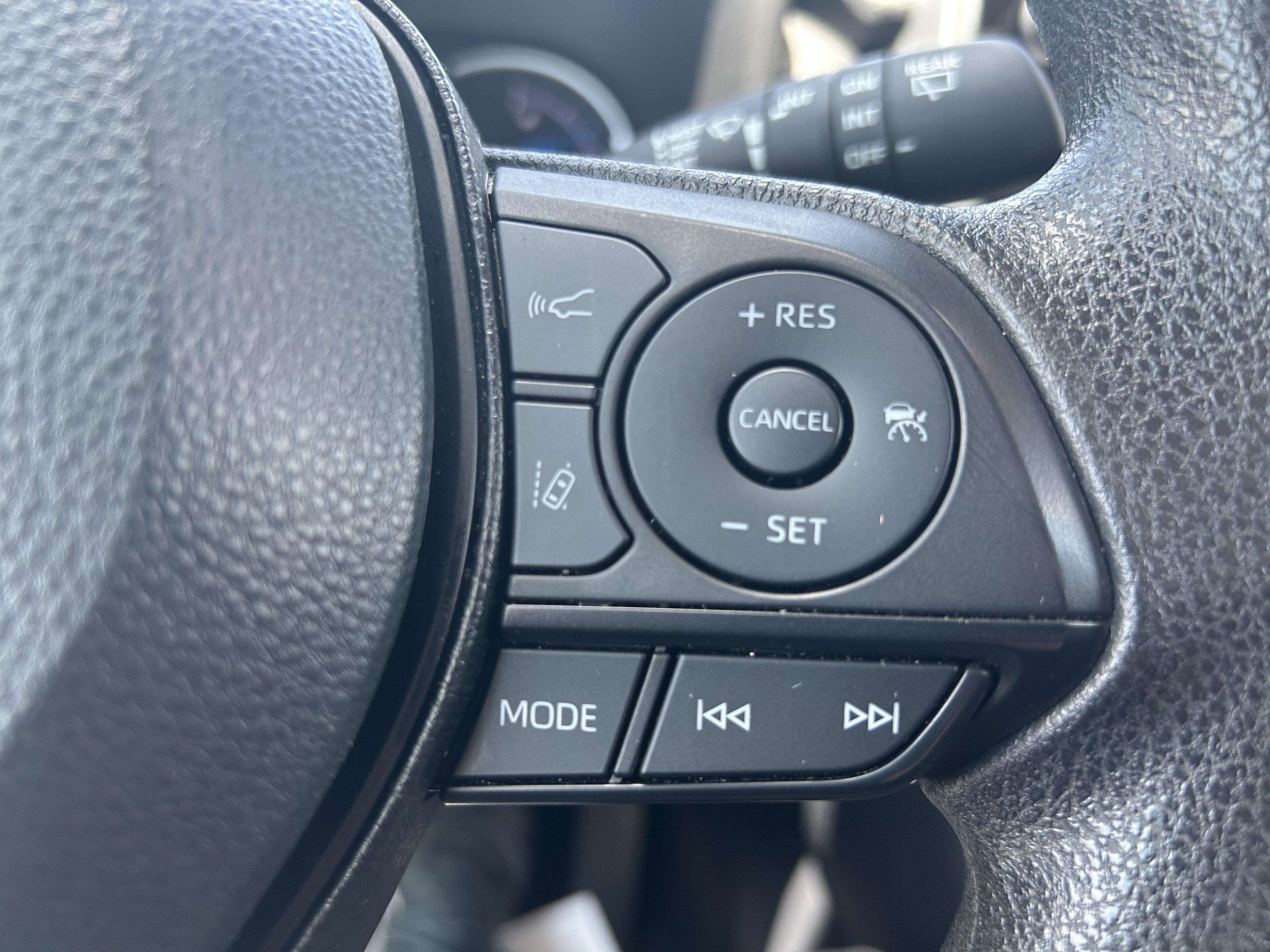 Certified 2025 Toyota RAV4 XLE AWD/4WD image 23