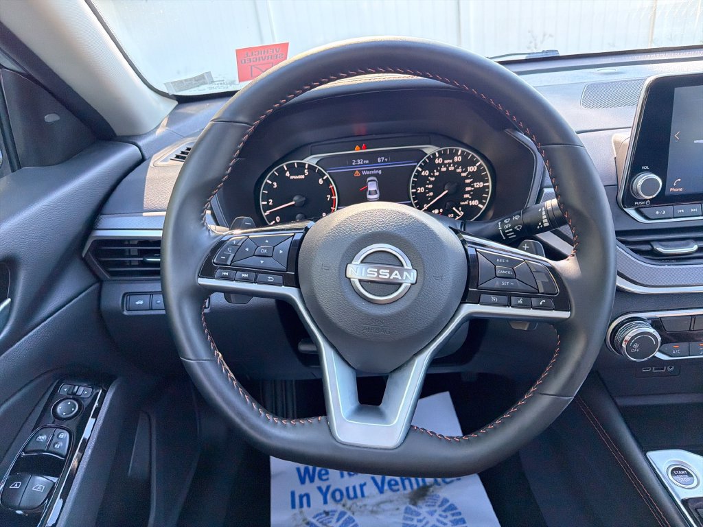 Certified 2025 Nissan Altima 2.5 SR AWD/4WD image 16