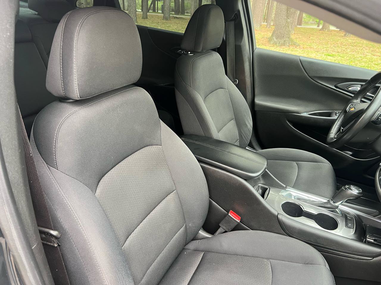 Used 2016 Chevrolet Malibu LT FWD image 26