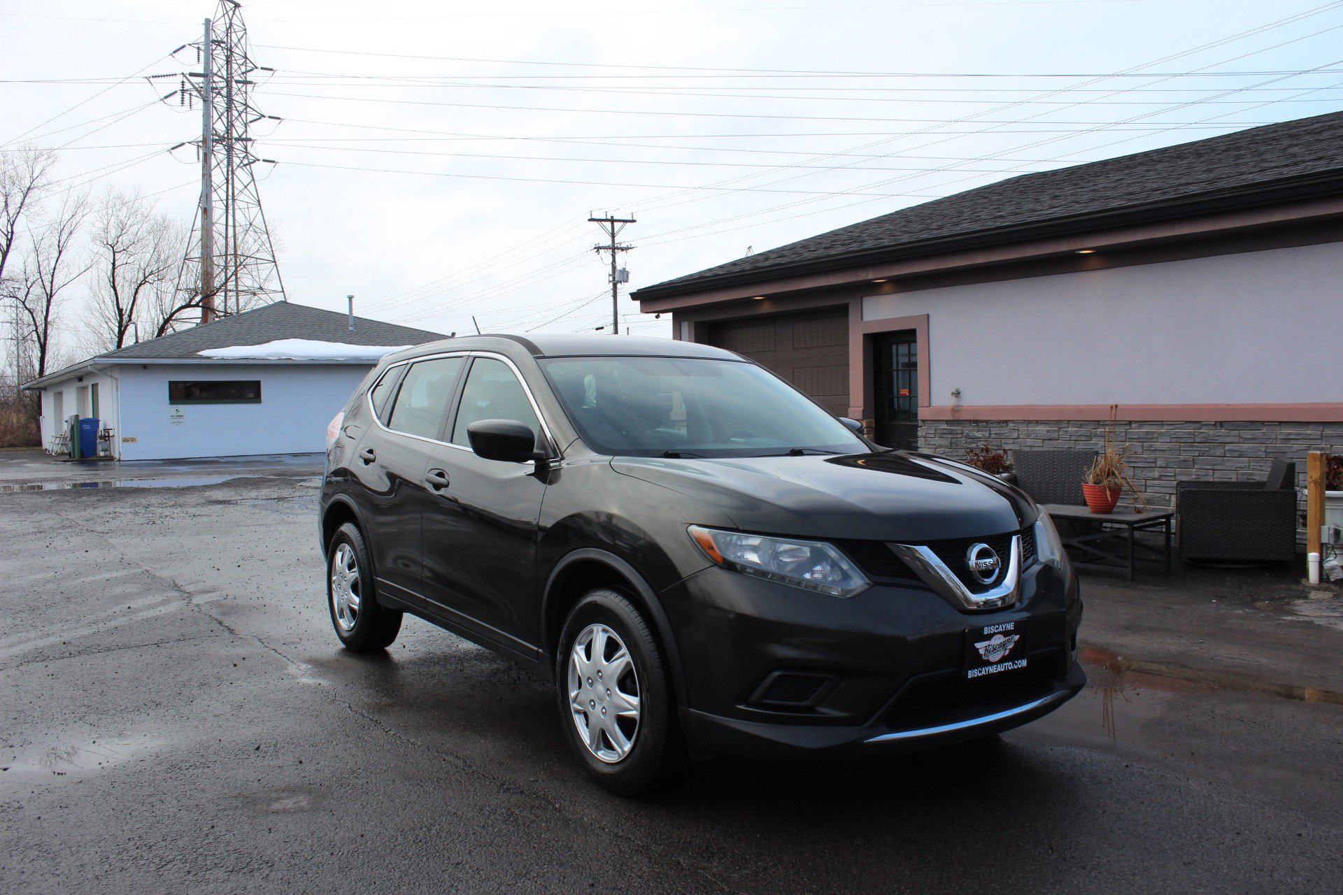 Used 2016 Nissan Rogue S AWD/4WD image 1