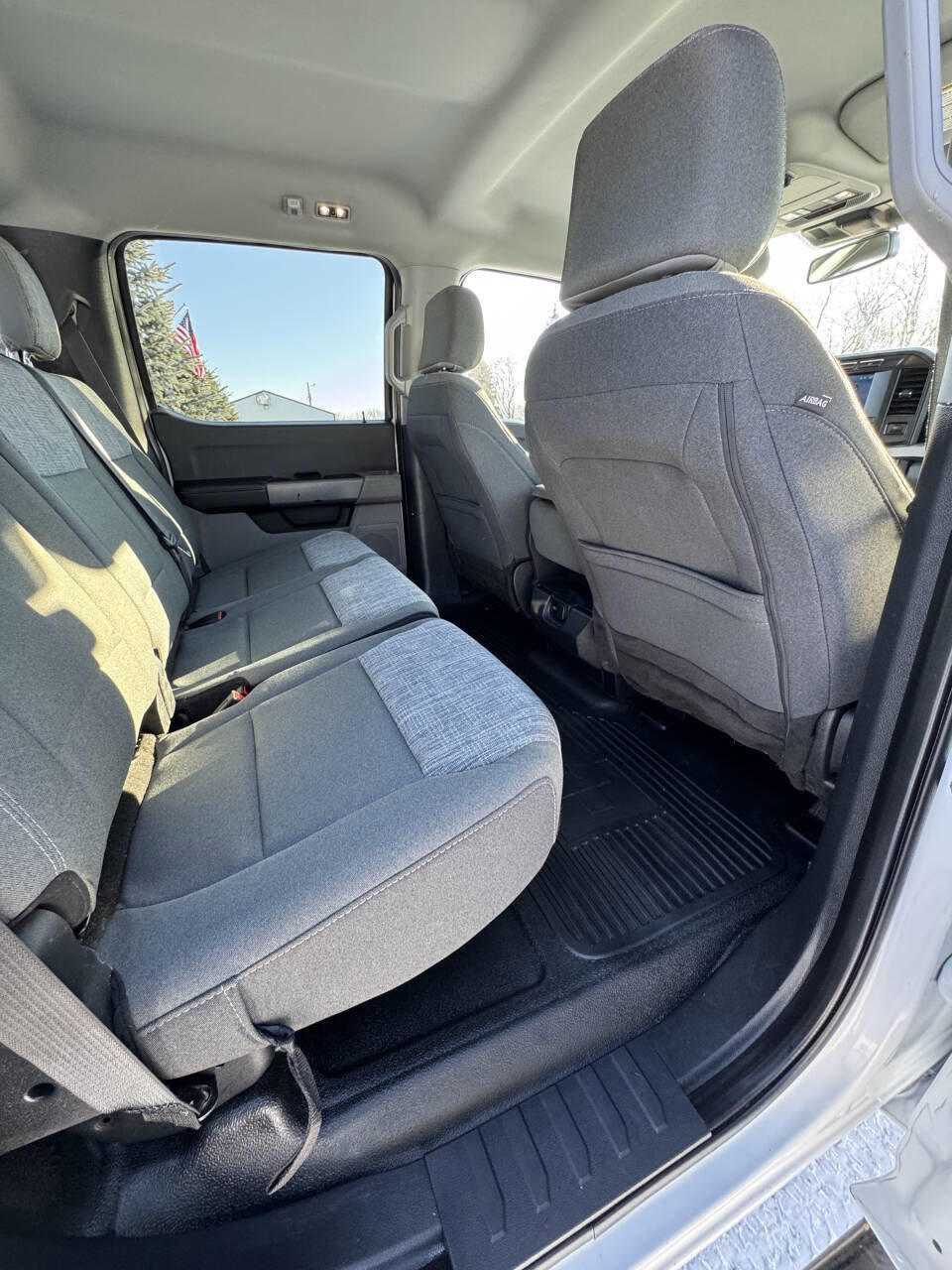 Used 2023 Ford F350 XLT w/ Camper Package image 54