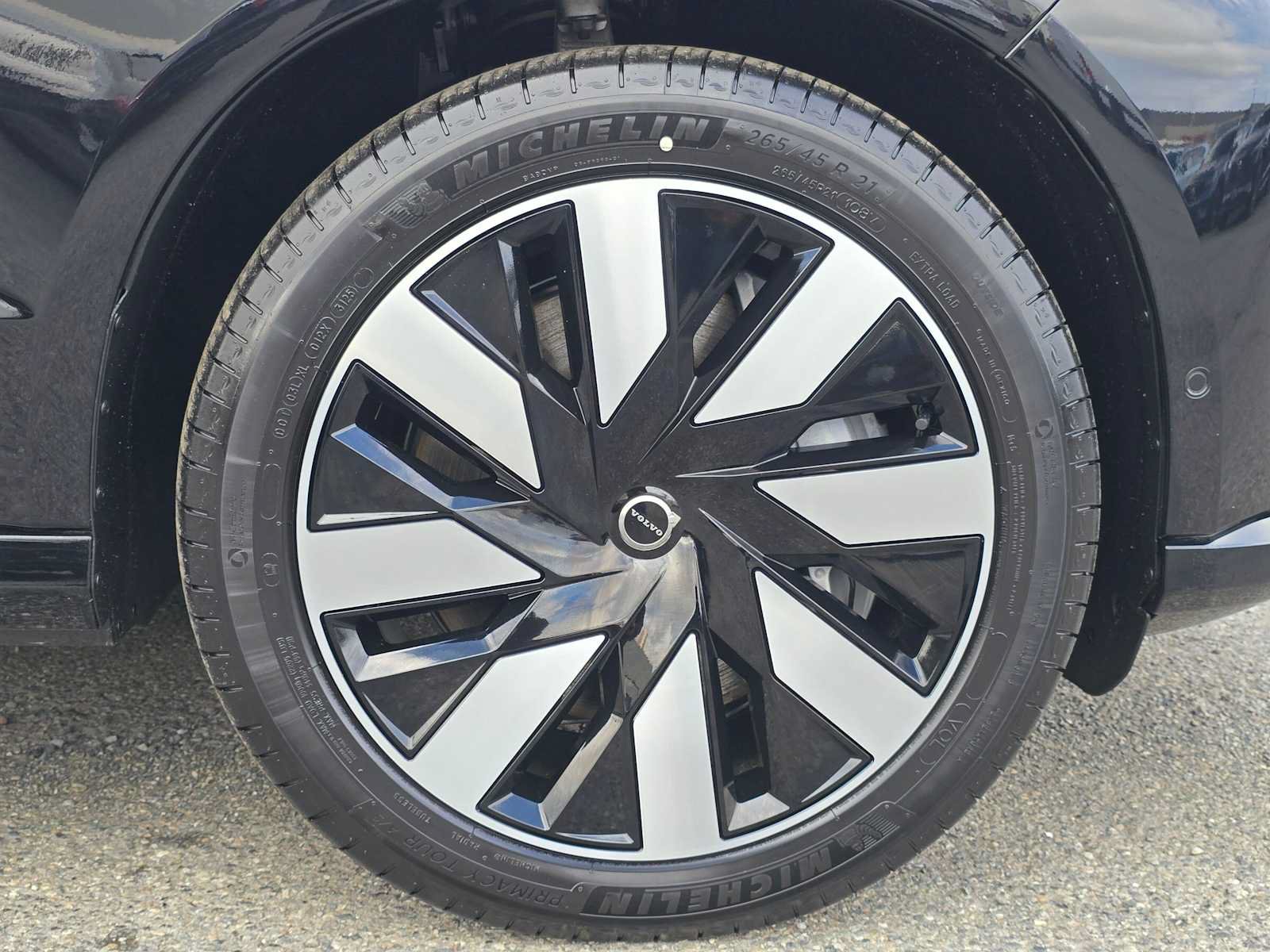 New 2026 Volvo EX90 Ultra AWD/4WD image 9