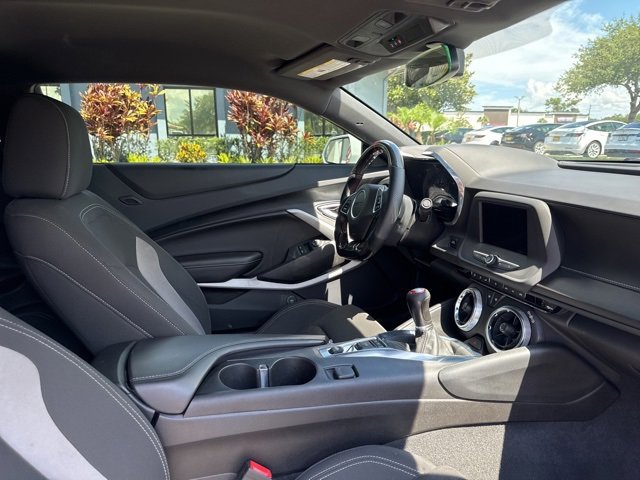 Used 2022 Chevrolet Camaro LT image 13