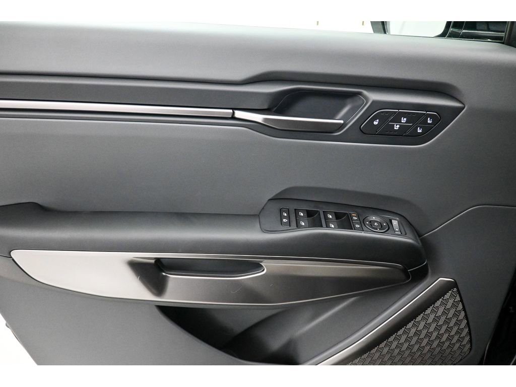 New 2026 Kia EV9 Wind image 16