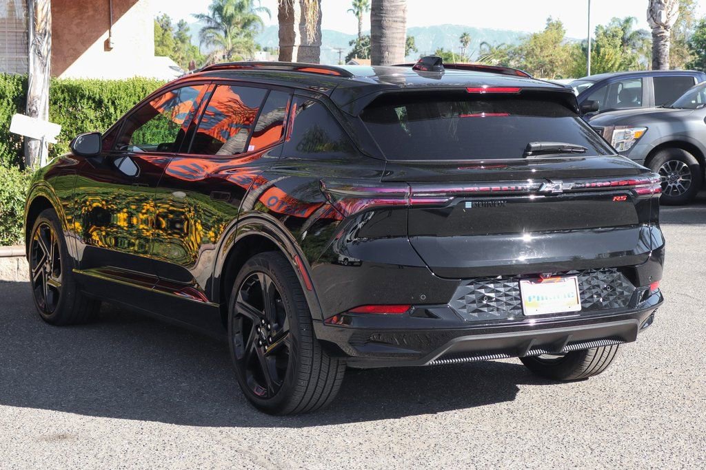 Used 2025 Chevrolet Equinox EV RS image 5