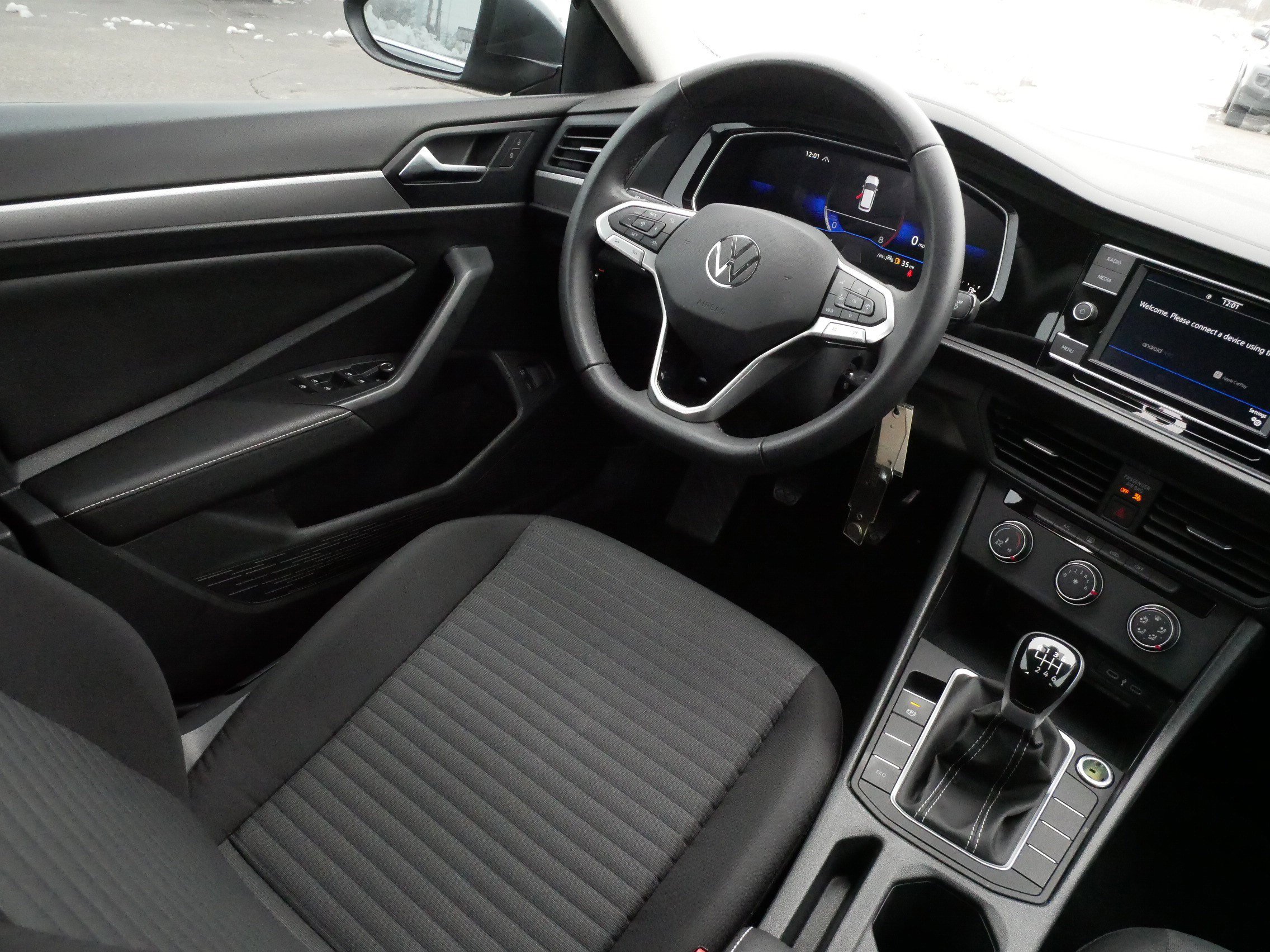 Certified 2024 Volkswagen Jetta S image 9