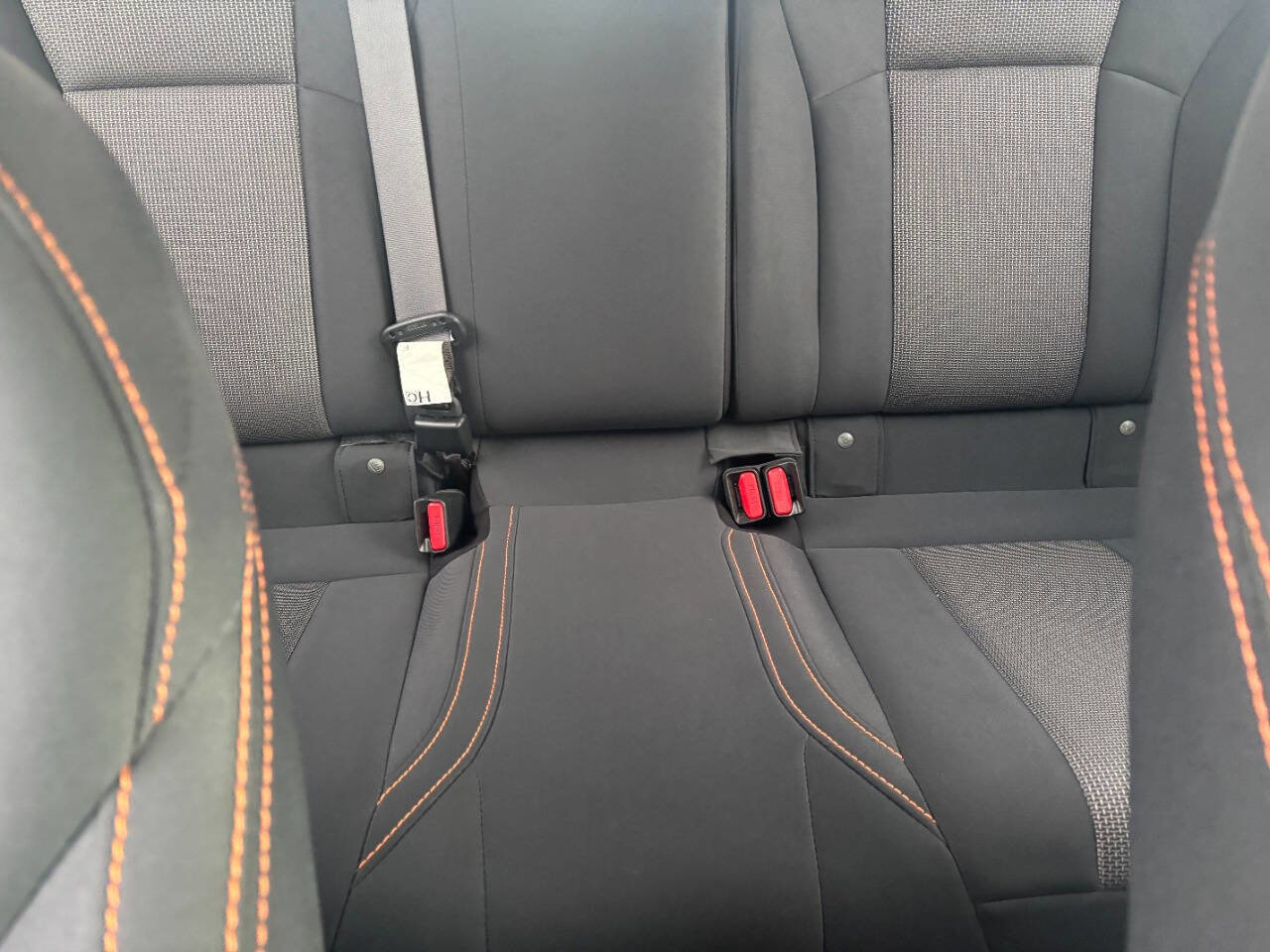 Used 2019 Subaru Crosstrek 2.0i Premium w/ Eyesight System image 18