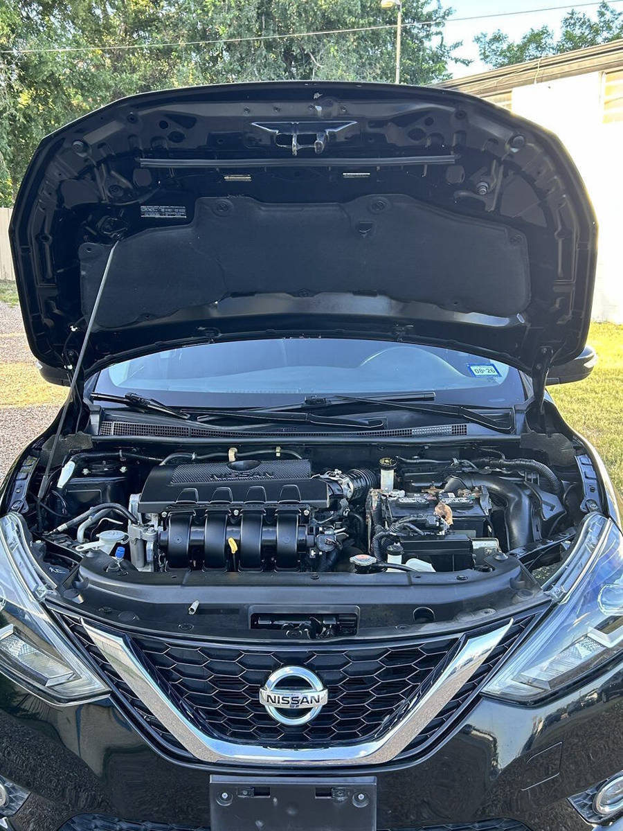 Used 2016 Nissan Sentra SR FWD image 36
