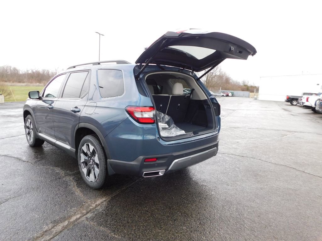 New 2026 Honda Pilot Touring image 26