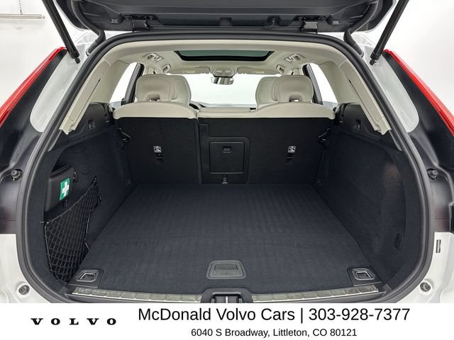 Certified 2025 Volvo XC60 T8 Plus w/ Protection Package Premier AWD/4WD image 24