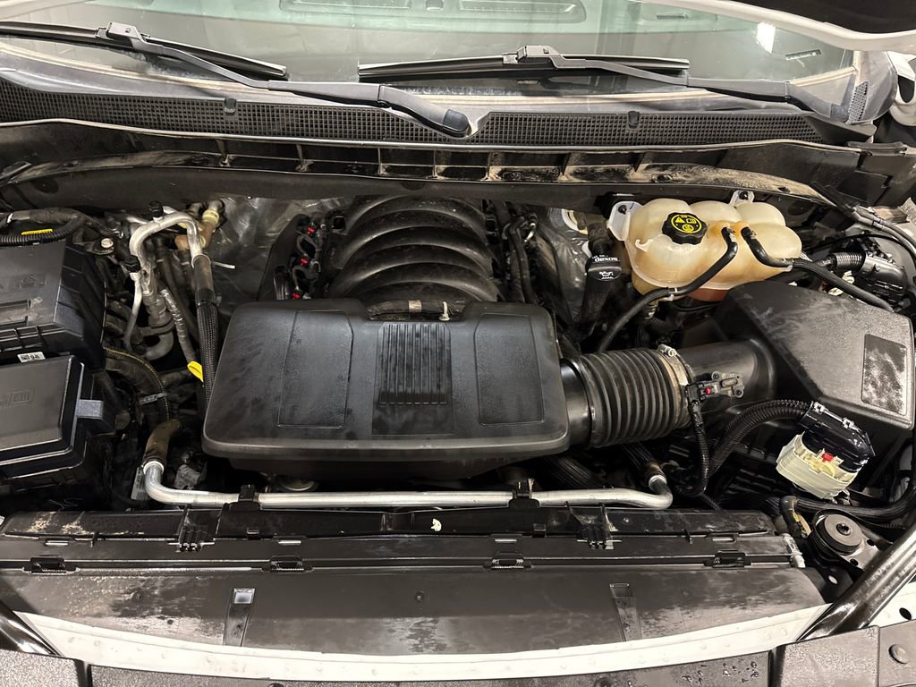 Used 2023 Chevrolet Suburban LT w/ Luxury Package image 22