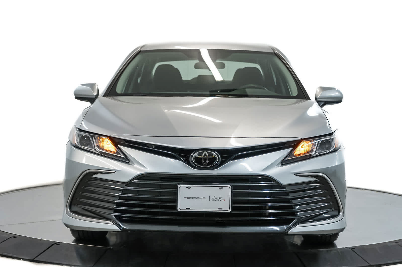 Used 2024 Toyota Camry LE FWD image 6