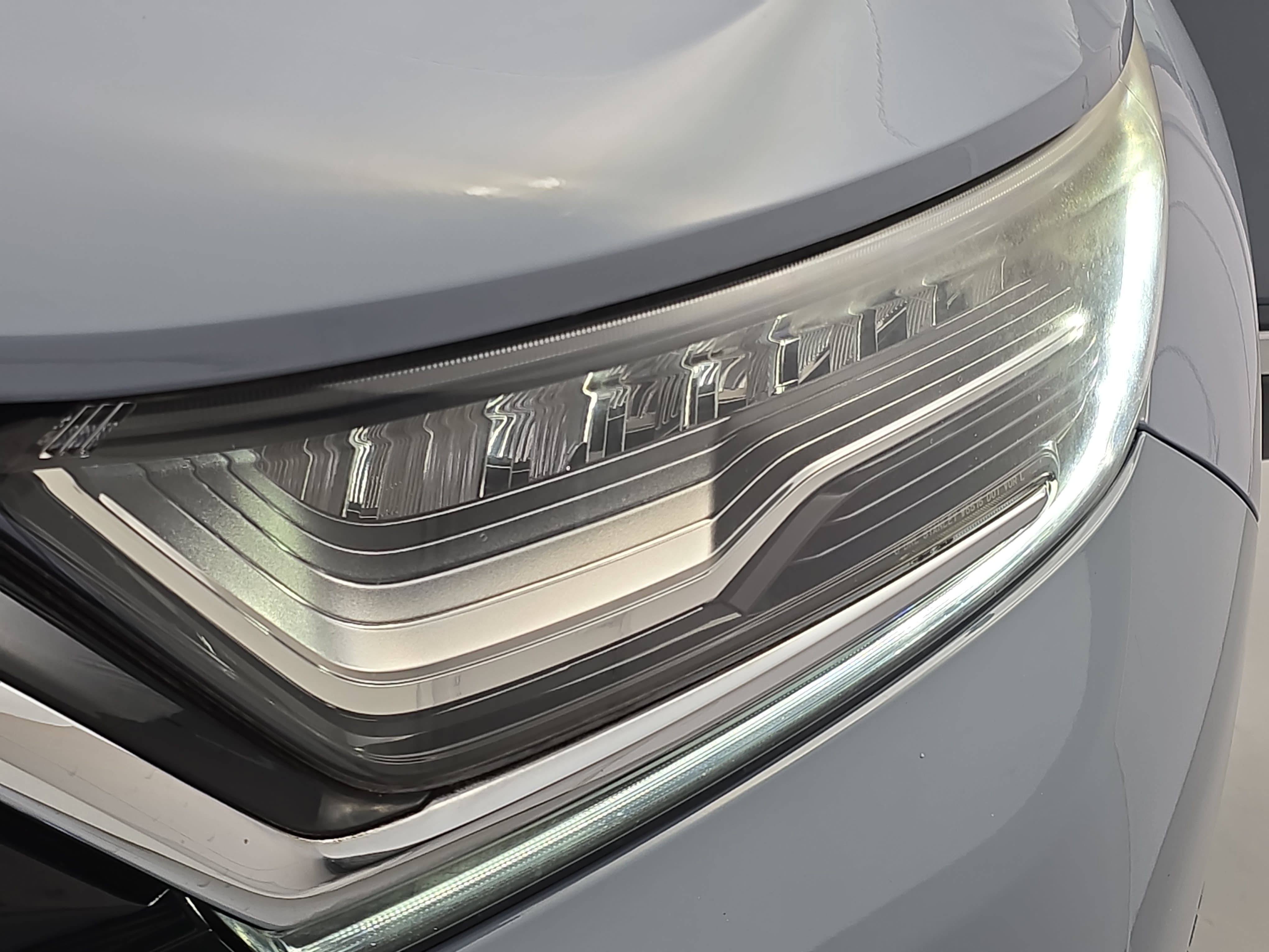Used 2021 Honda CR-V Touring image 32