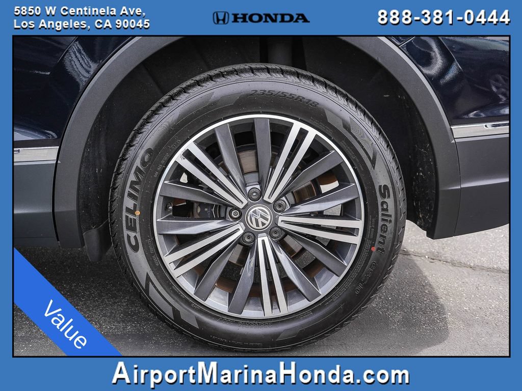 Used 2018 Volkswagen Tiguan SEL FWD image 20