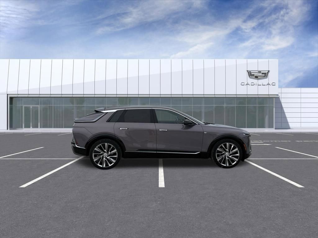 Certified 2025 Cadillac Lyriq Luxury w/ LPO, Floor Liner Package AWD/4WD image 2