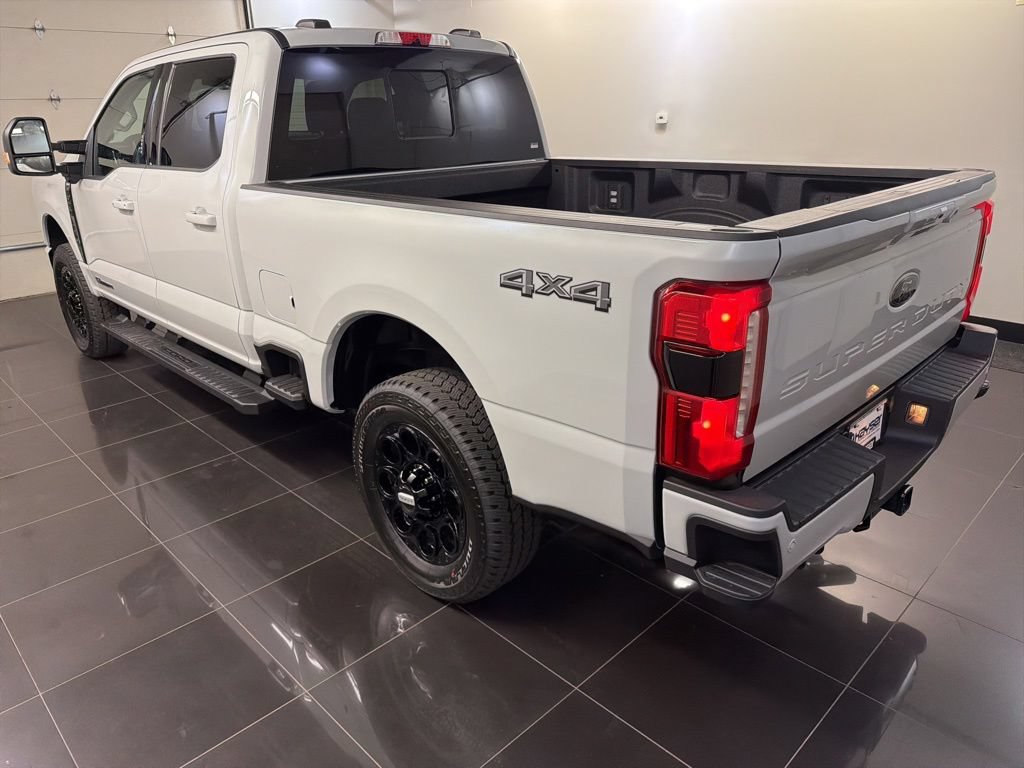 New 2026 Ford F250 Lariat w/ Black Appearance Package AWD/4WD image 4