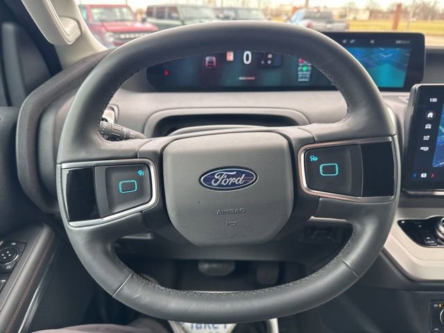 Used 2025 Ford Expedition Max XL image 18