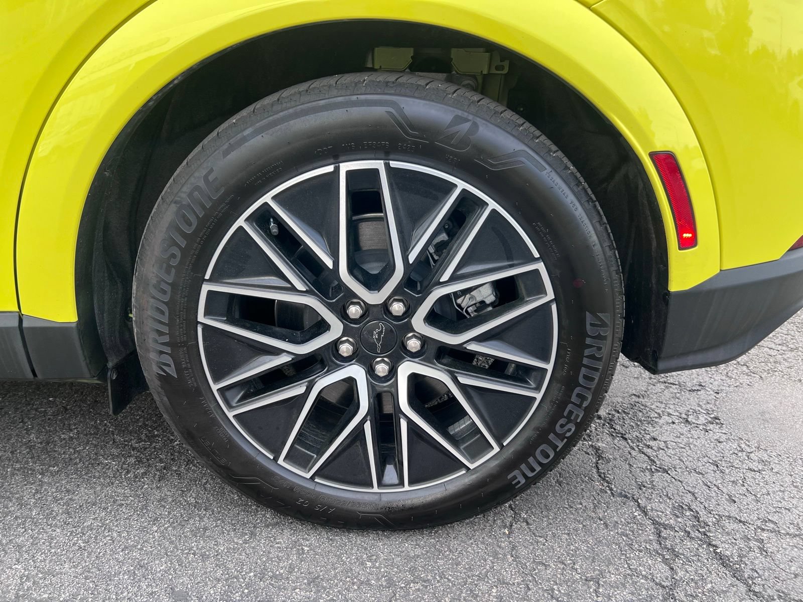 Certified 2025 Ford Mustang Mach-E Premium AWD/4WD image 24