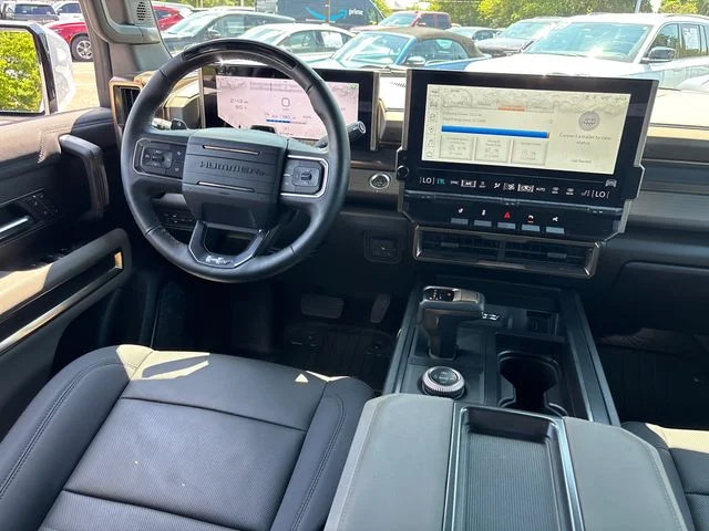 Used 2024 GMC Hummer EV 3X w/ LPO, Illumination Package AWD/4WD image 11