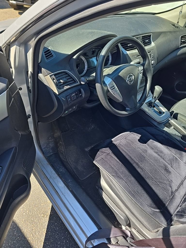Used 2014 Nissan Sentra SV image 16