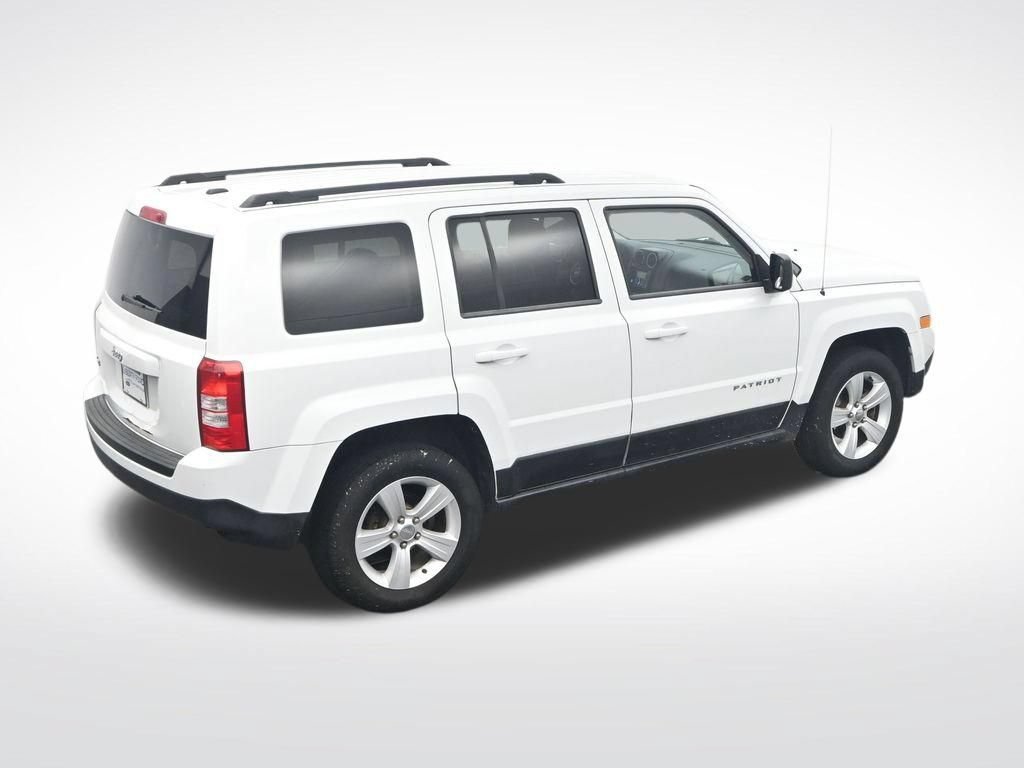 Used 2014 Jeep Patriot Sport w/ Power Value Group AWD/4WD image 31