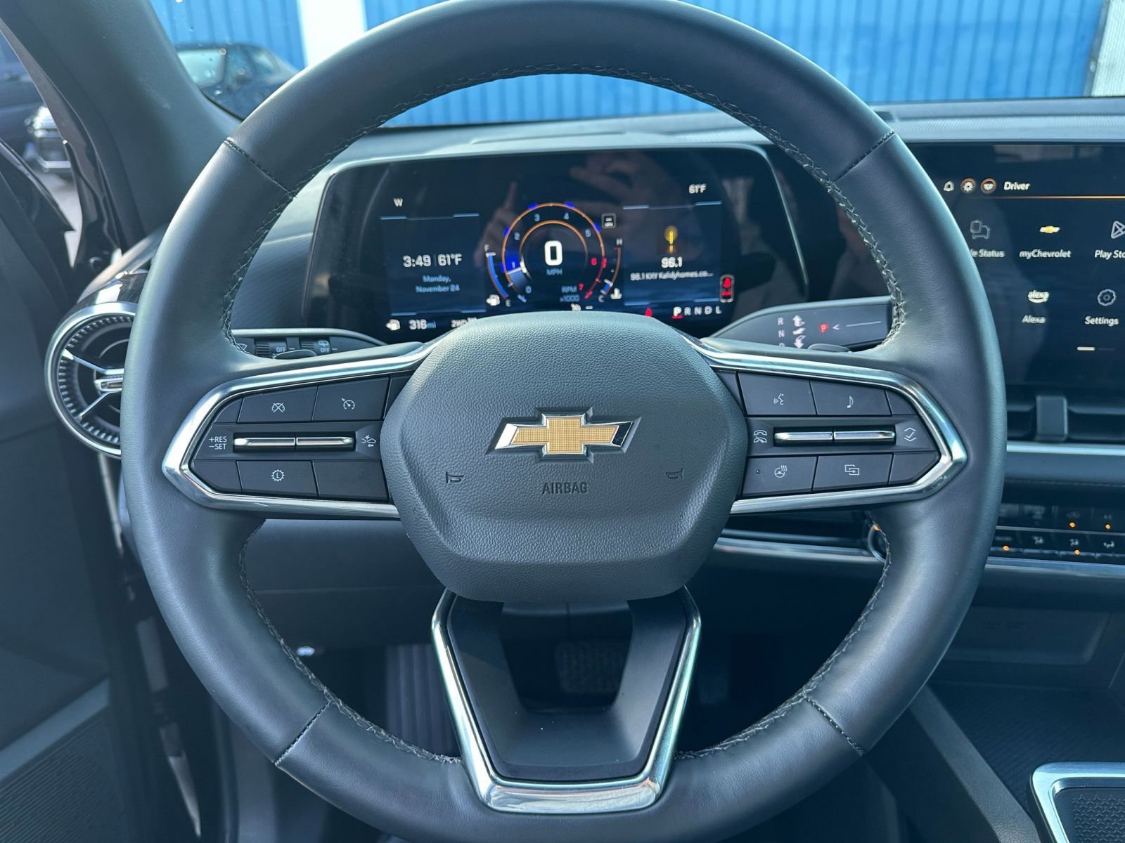 Used 2025 Chevrolet Equinox LT image 27