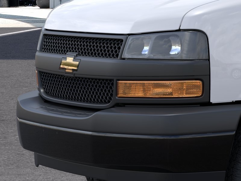 New 2025 Chevrolet Express 4500 w/ Power Convenience Package RWD image 13