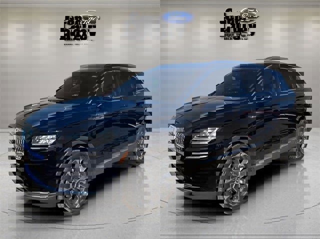 Used 2022 Lincoln Nautilus Reserve image 5