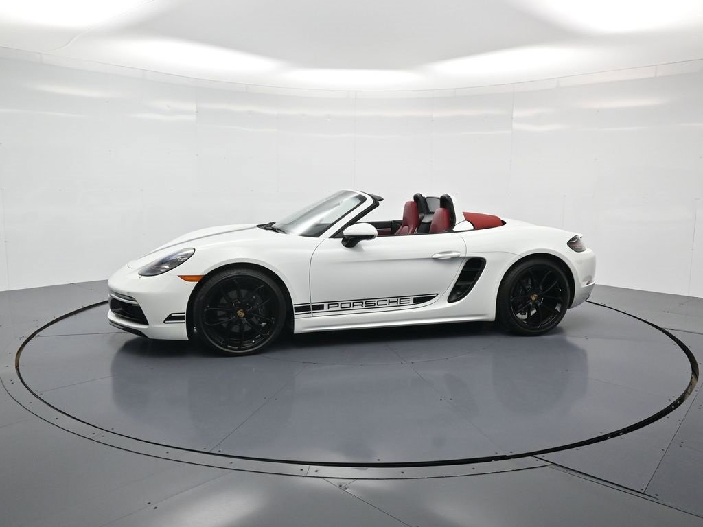 Used 2024 Porsche 718 Boxster image 2